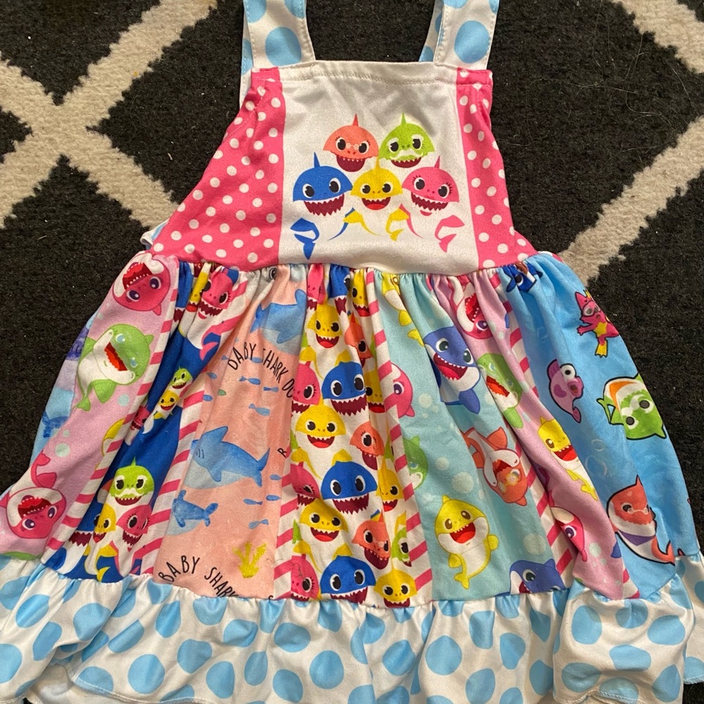 Baby shark dress